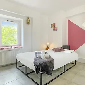 Maison d'hôtes La Coloc Choco - Belle Colocation En Hypercentre / 5 Privees / Salle De Bains Privative / Proche Gare Et Tram / Wifi Et Netflix