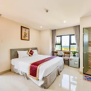 https://hong-chau-hotel-da-nang.dananghotels.net